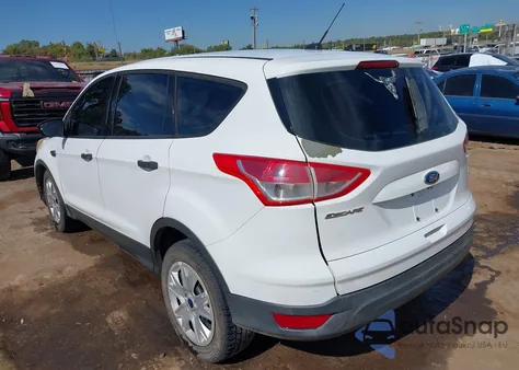 2016 Ford Escape S z USA, uszkodzony, nr VIN 1FMCU0F76GUB25797